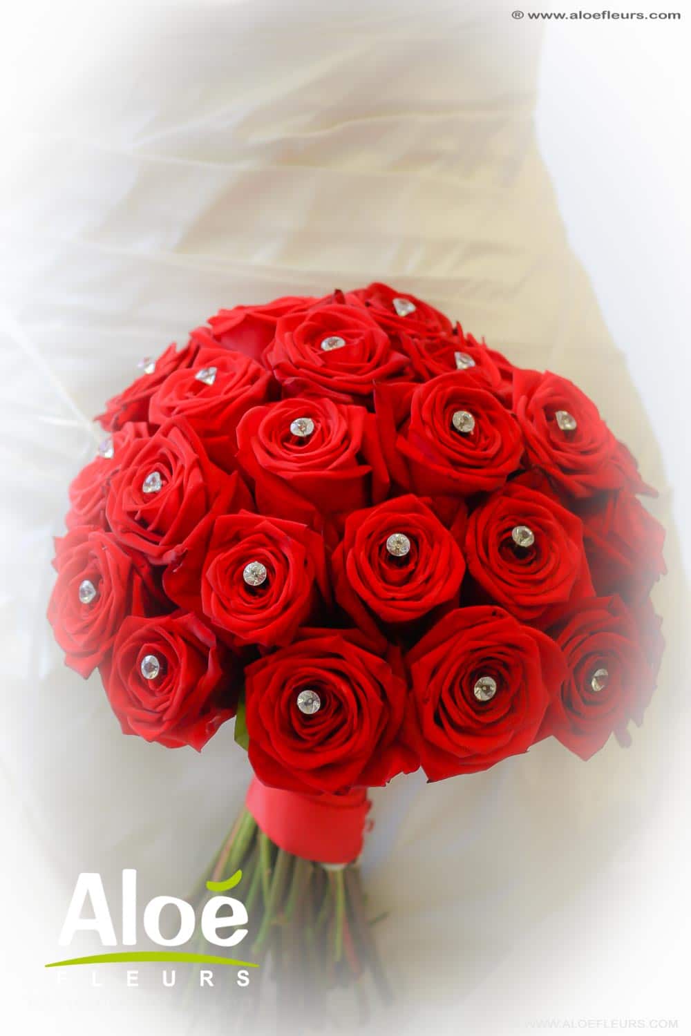 bouquet de mariée glamour roses rouge
