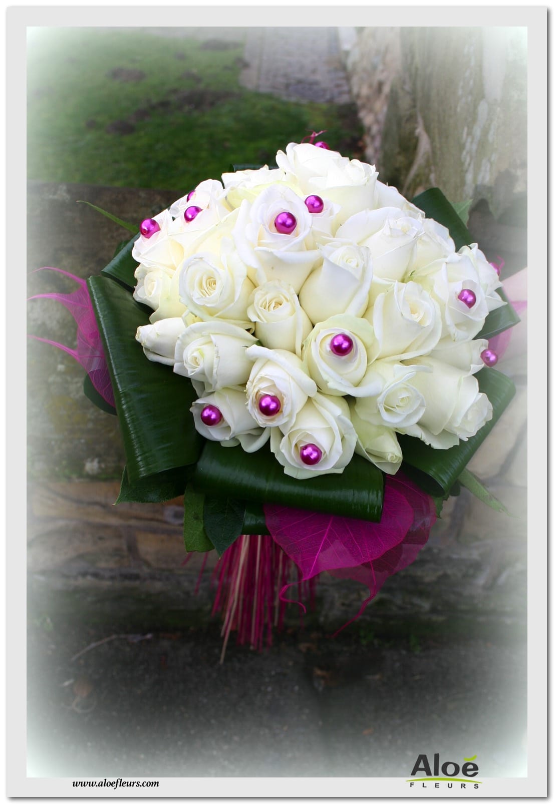 3  Bouquet Mariée Cascade Black & White   Roses Blanches & Noires Et Arums